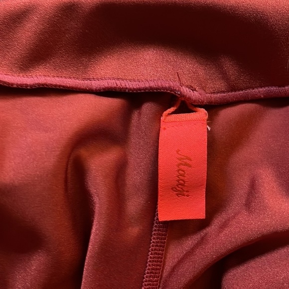 ⭐️⭐️NEW⭐️⭐️Women’s Maaji Lily Buds High Waist Leggings - Picture 3 of 5